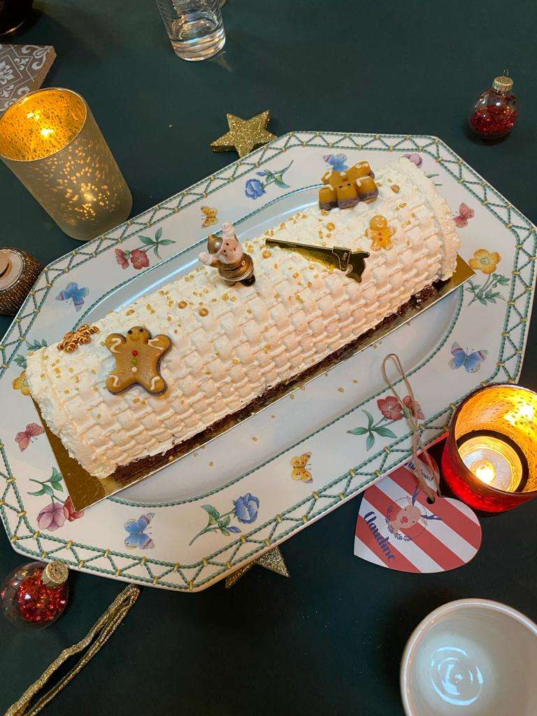 Bûche de Noël Tressée